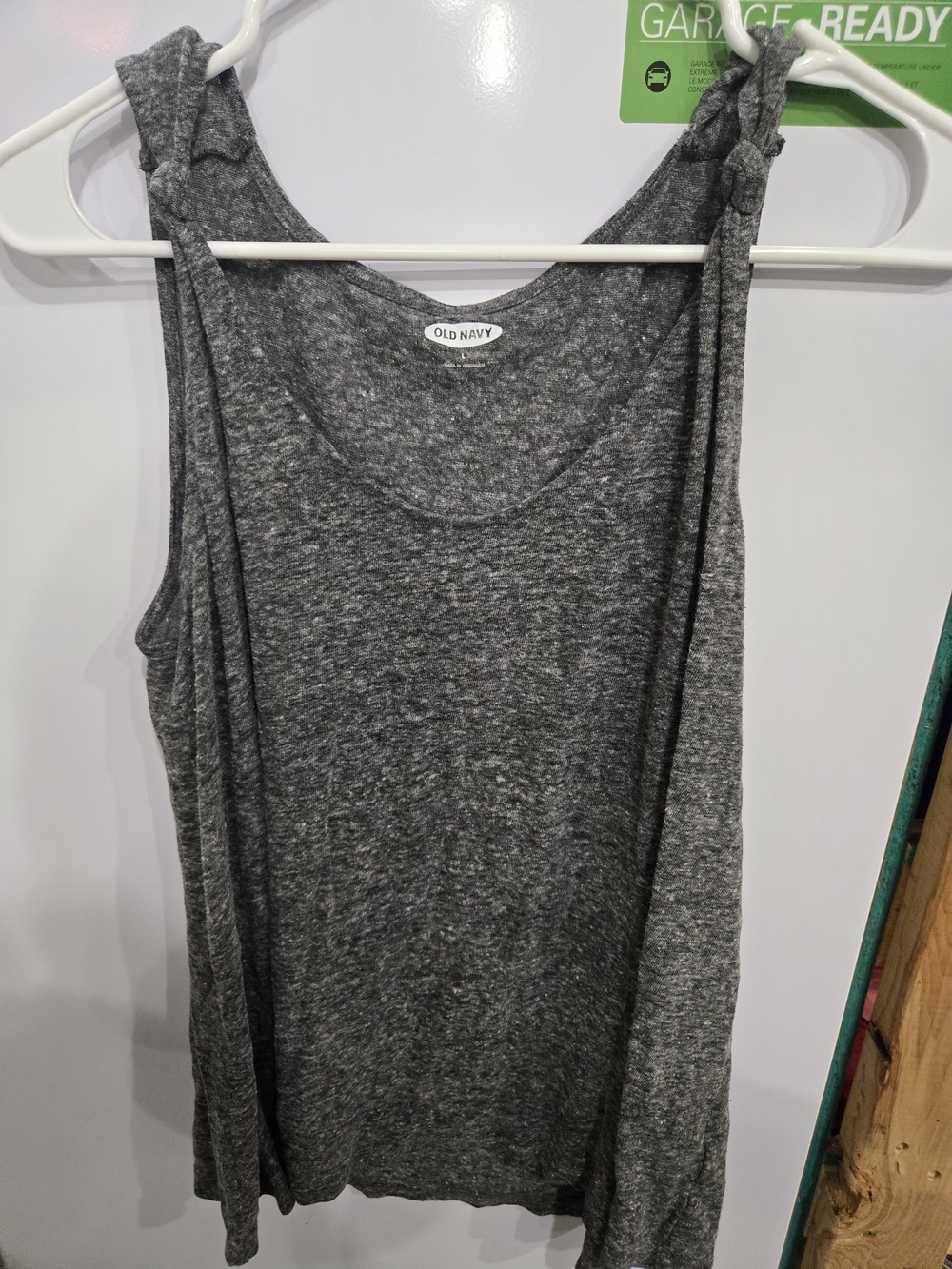 Old Navy Heather Gray Women's Sleeveless Scoop Tank